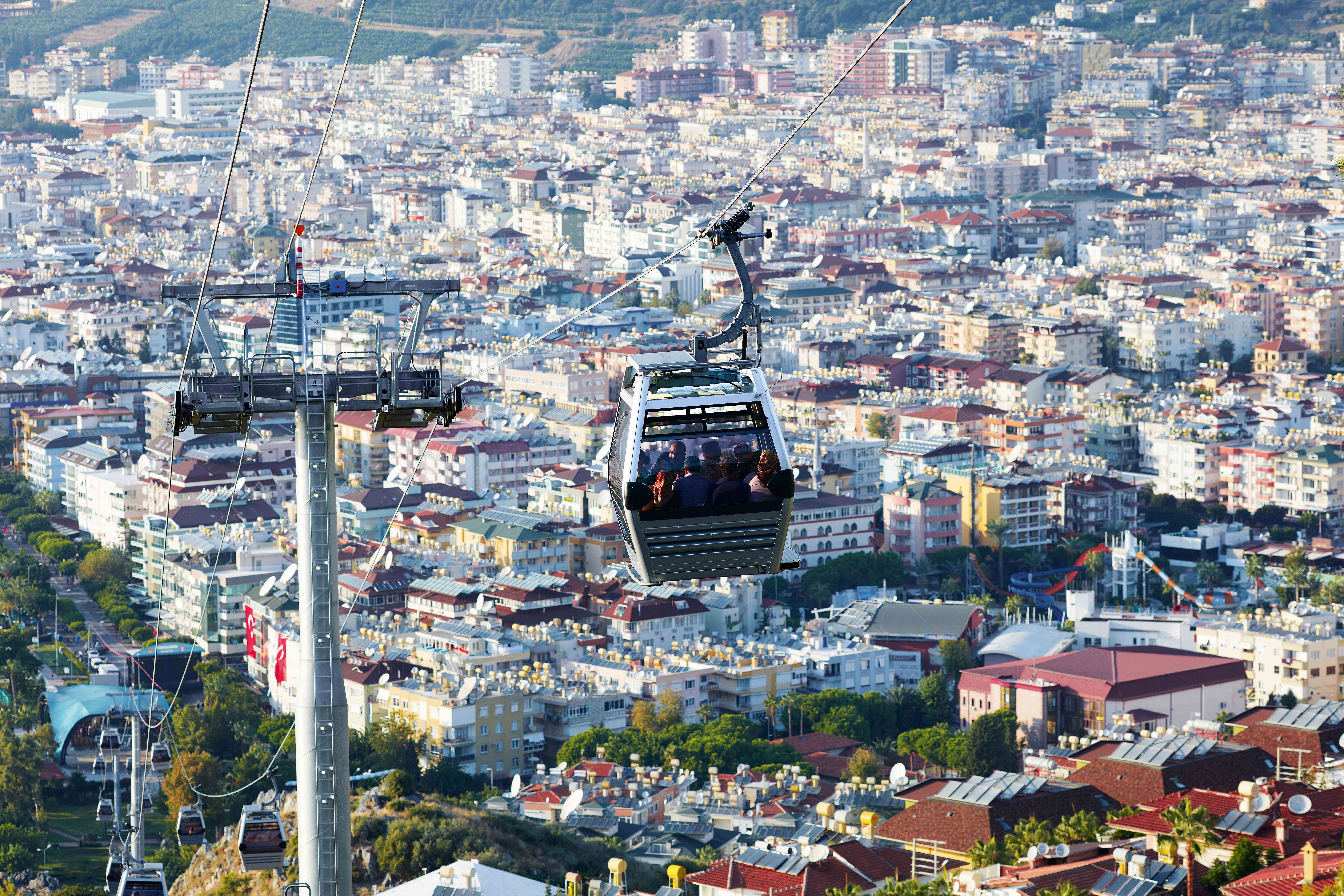 38_39 SI Urban 1_22 Leitner Alanya