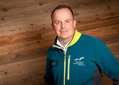 webHenrik Volpert