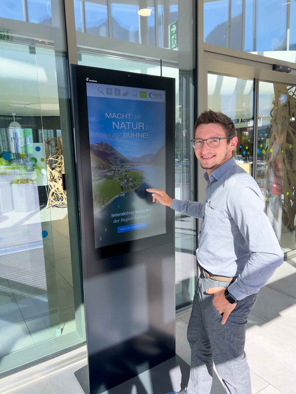 webInnovative-Gästeinformation-Am-Achensee-fließen-alle-Daten-zusammen—5