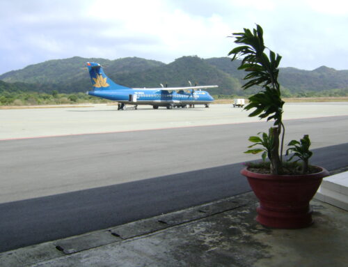 Vietnam: Cable car for the island airport